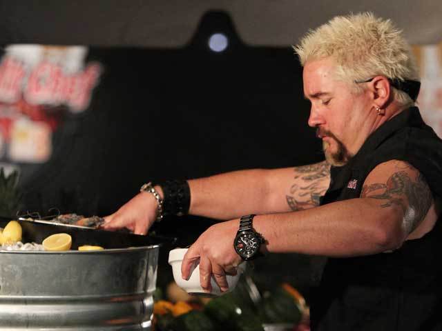 Guy Fieri cooks up meals for Santa Rosa wildfire evacuees, first responders