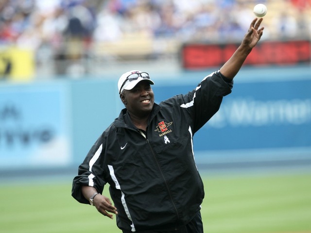 Tony Gwynn's family settles tobacco lawsuit
