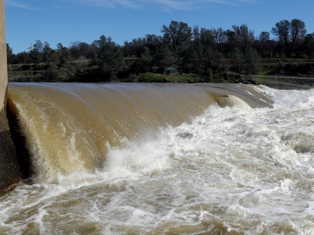 Govenor calls for flood control, emergency response improvements