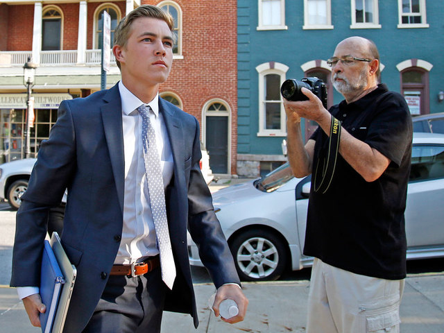 Cop says Penn State pledge 'looked like corpse'