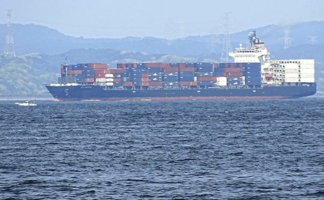 Big questions in US warship's collision with container ship