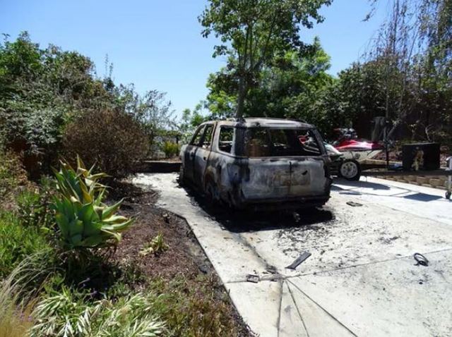 San Diego Sheriff's seek arson suspect who destroyed SUV, jet skis in Vista