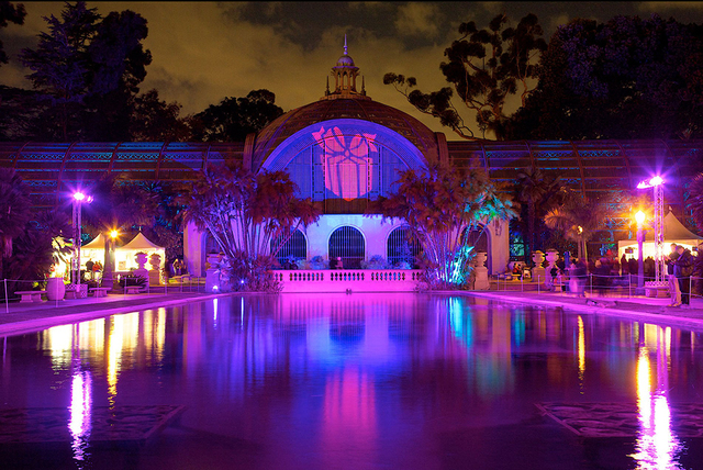 December Nights welcome holidays in Balboa Park