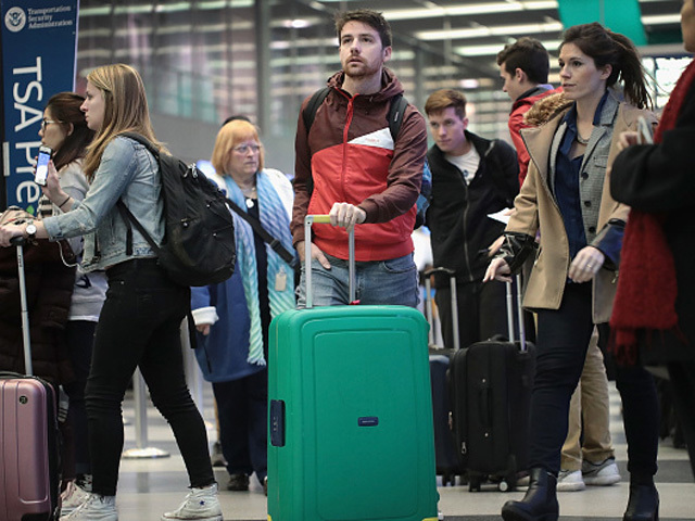 Poll: 59 percent of San Diegans don't plan on traveling out of town for Thanksgiving