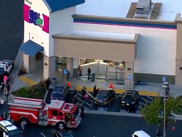 Vehicle crashes into Mira Mesa 99-cent store