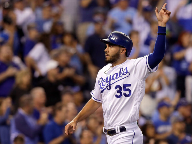 San Diego Padres say social media accounts hacked after Eric Hosmer photo, message posted