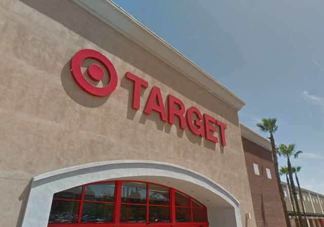 Shoplifting suspect pulled stun gun on Oak Park Target employee, police say