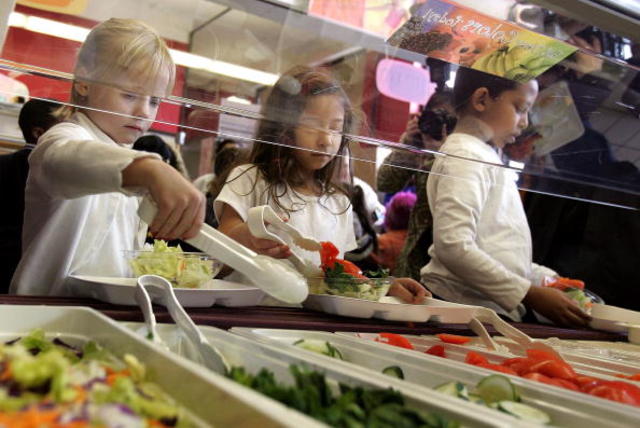 San Diego Unified offering free lunches & snacks during Spring Break