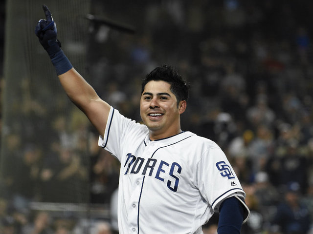 Rookie Christian Villanueva hits 3 homers, Padres get 1st win of 2018