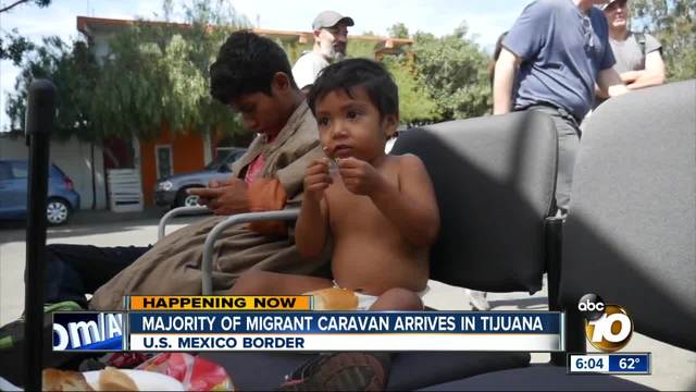 Trump in tension as migrants arrive in Tijuana in caravans Trump in tension as migrants arrive in Tijuana in caravans