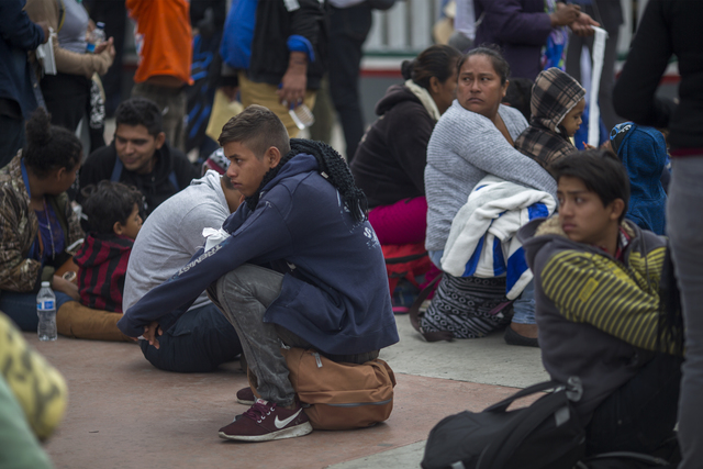 PHOTOS: Migrant caravan makes way to U.S-Mexico border