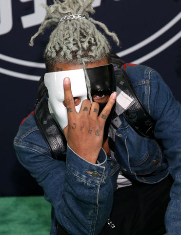 Mission Beach memorial for slain controversial rapper XXXTentacion