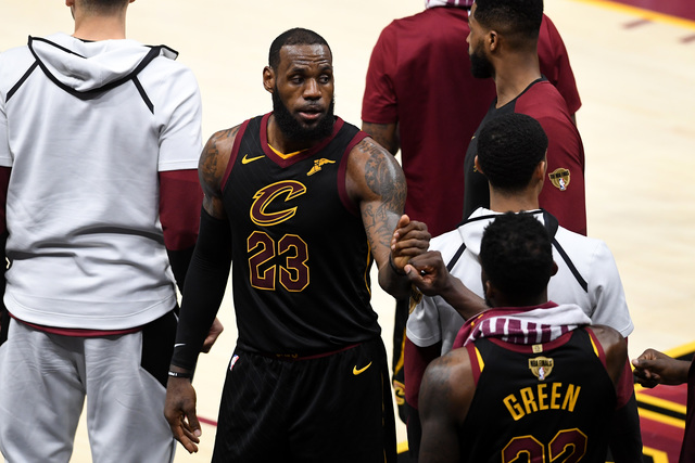 LeBron James leaves Cleveland Cavaliers to join Los Angeles Lakers