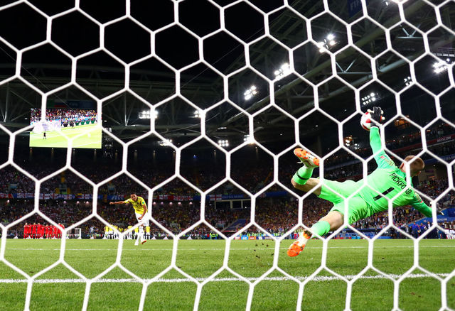 England finally wins penalty shootout at World Cup