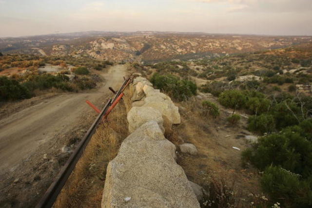 Researchers study what happens to the dead in the desert