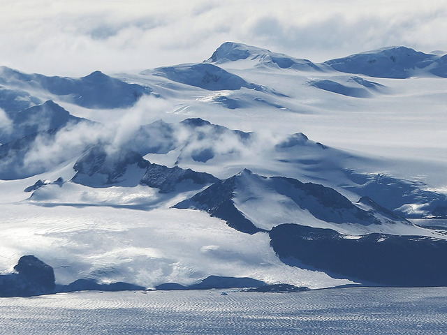 Report: Antarctic scientist stabbed colleague for spoiling book endings