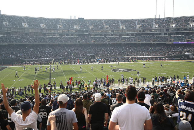 Camp Fire haze affects Chargers and Raiders